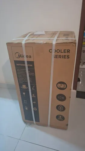 Cervejeira 82L Midea (Lacrada)