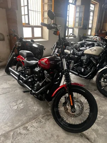 HARLEY-DAVIDSON FXBB STREET BOB