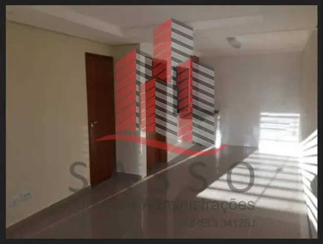 Vendo casa de condomínio fechado na Vila Regente Feijó.