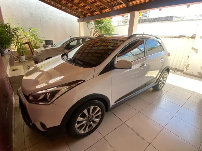Hyundai HB20X Premium 1.6 Flex 16V Aut. 2016