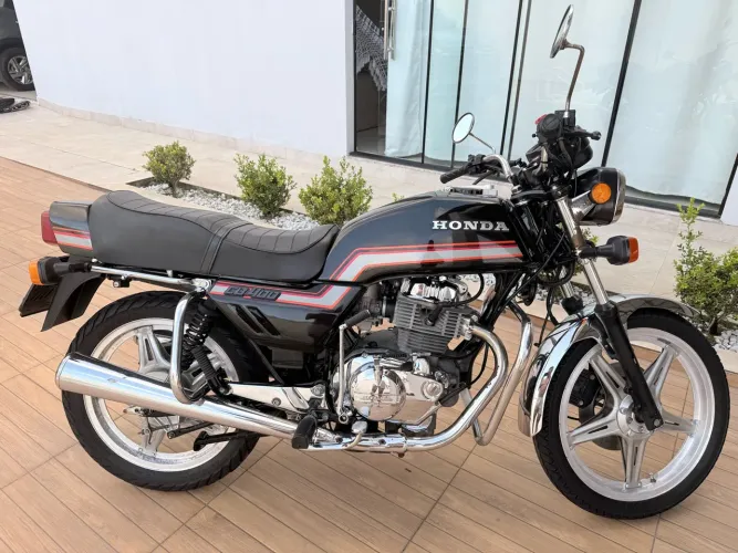 Honda CB 400 relíquia 