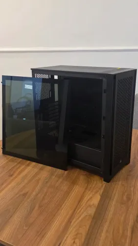 Gabinete Corsair 4000D Airflow