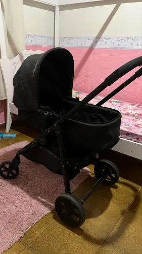 Carrinho de bebê modelo olympus Galzerano