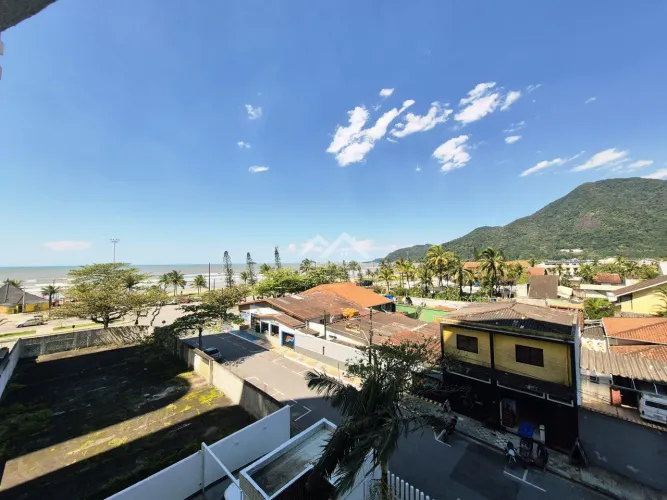 Apartamento à venda com vista pro mar em Peruíbe REF: 10089
