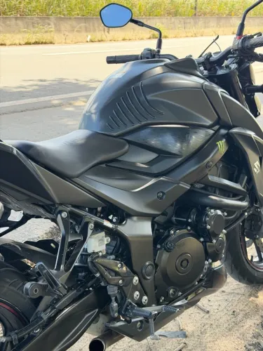 GSX-s 750 Suzuki naked