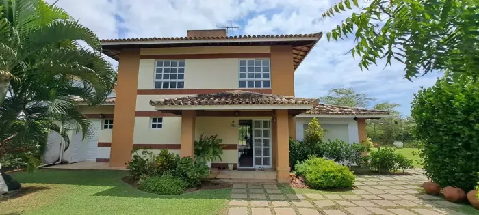 Casa para venda no Condomínio Quatro Rodas Golf Residencial, Itapuã, Salvador.