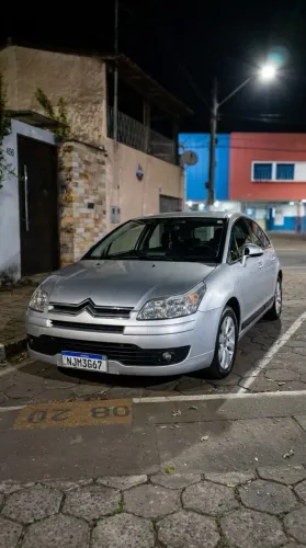 Citroen C4 GLX 2.0 Flex 16V 5P Mec. 2010