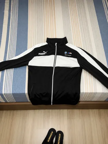 Casaco puma tamanho M original (sem capuz)