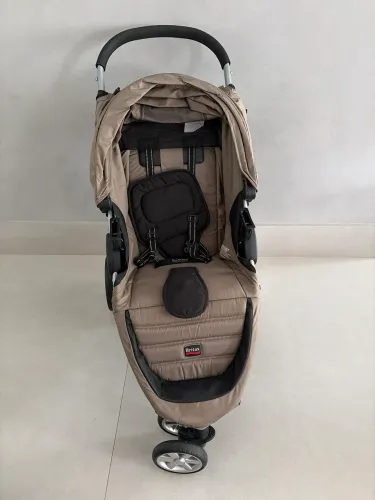 Carrinho de bebê + bebê conforto Britax 