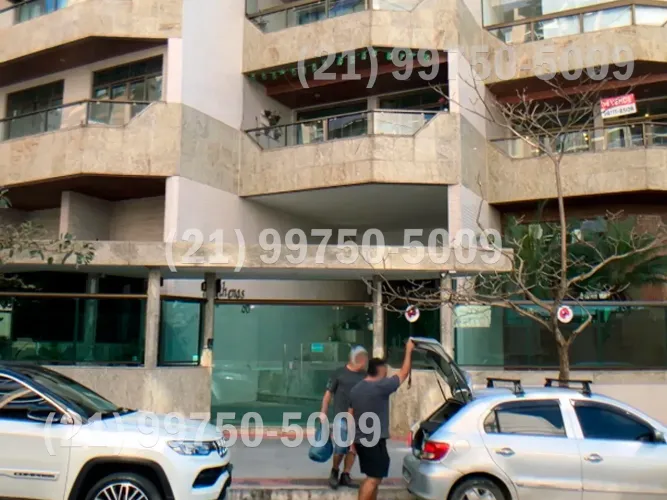 Apartamento para venda com 290 metros quadrados com 4 quartos