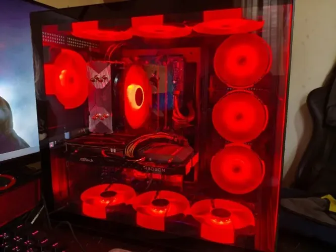 PC Gamer i5 10400 + RX 6600 8GB + 16GB RAM + SSD NVMe | Roda Tudo em Full HD