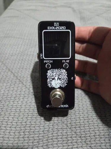 Afinador Electro-Harmonix EHX-2020 Tuner