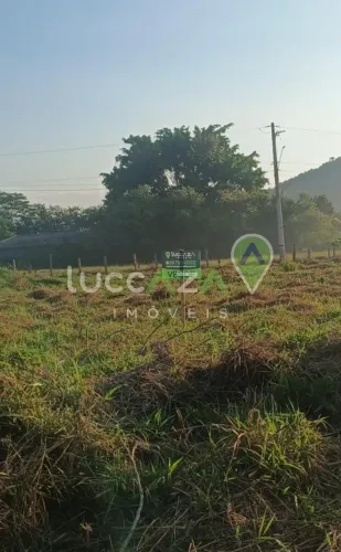 Terreno em Condomínio de Luxo com 1.000m² à Venda em Jacareí-SP, Bairro Chácara Itapoã. Ve
