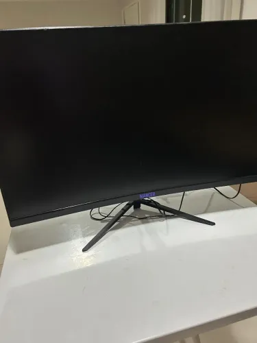 Monitor gamer Mancer Valak Z180H