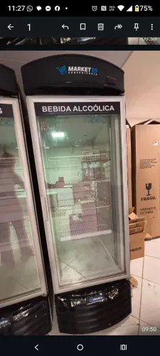 1 Cervejeira e 1 Refrigerador Metalfrio