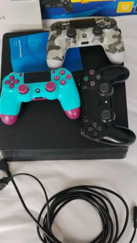 Vendo PS4 slim 1tb usado