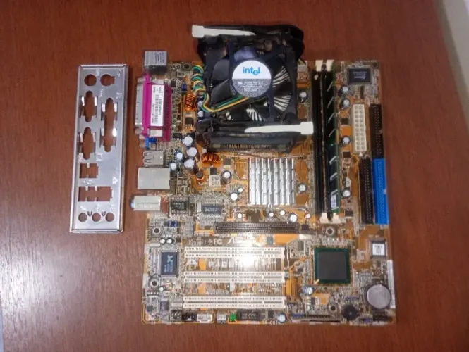 Kit Placa Mãe Asus P4ge-mx + P4 2.4mhz Agp 1gb Ram