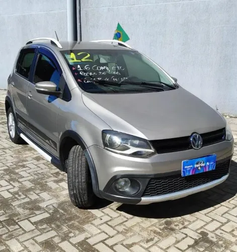 Volkswagen Crossfox 1.6 MI Total Flex 8V 5P 2012