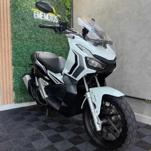 Honda ADV 150 2022