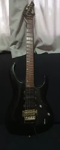 Guitarra cort serie viva
