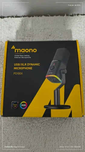Microfones e suporte para celular de pescoço