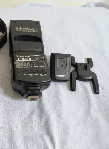 Flash Godox Profissional