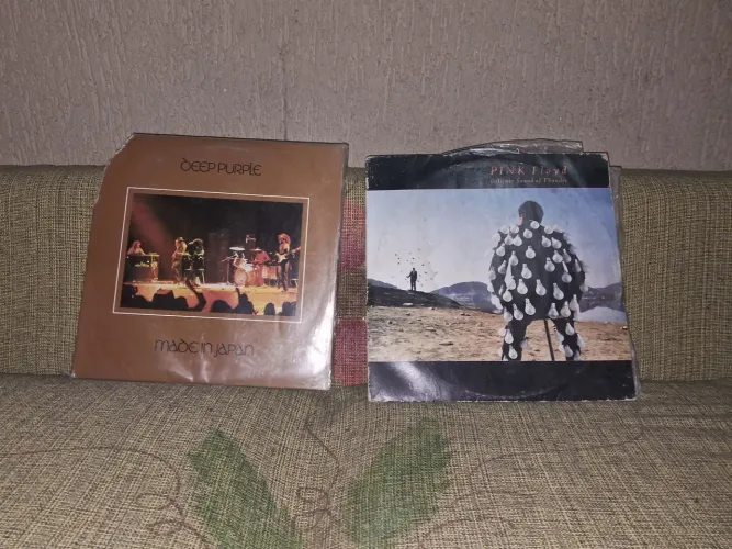 Disco duplo Pink Floyd e oeep purple