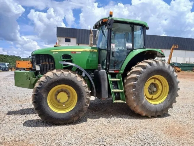 Trator John Deere 6170J ano 2021, 4x4, com 3.550 horas, em Palmas, TÔ