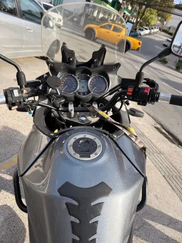 Exelente Moto suzuki Dl 1000