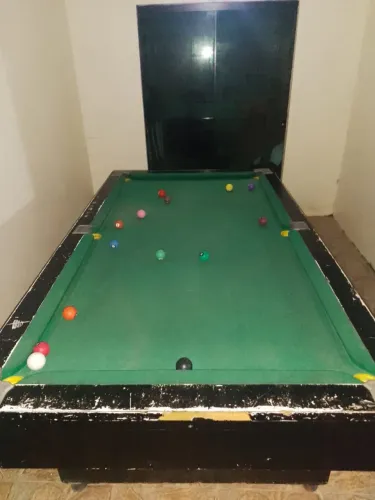 Mesa de sinuca usada