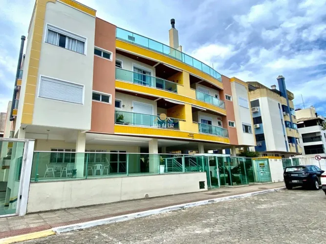 APARTAMENTO 03 DORMITÓRIOS EM CANASVIEIRAS.