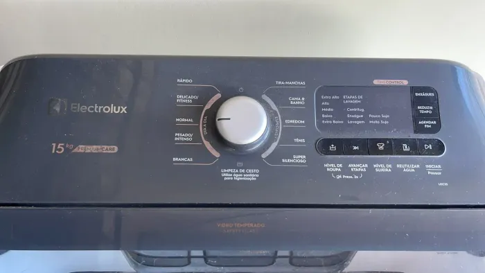 MÁQUINA DE LAVAR ELETROLUX
