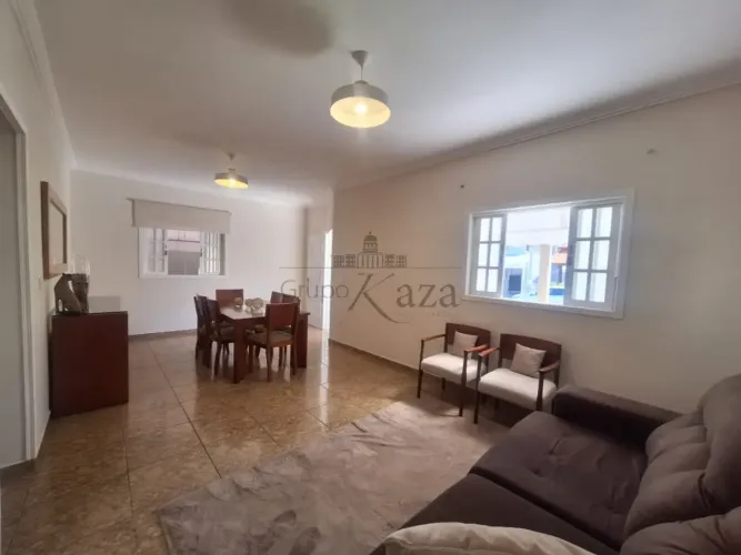 Casa Sobrado em Condomínio - Residencial Eldorado - Urbanova - 4 Dormitórios - 252m².