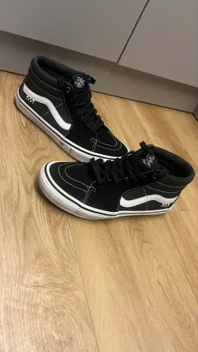 Tenis Vans SK8-MID ( Usado )