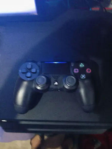 V/T vendo PS4 slim de 1 terá