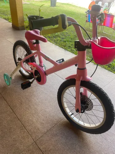 Bicicleta infantil menina usada