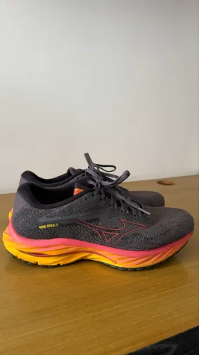 Tênis Mizuno Wave Rider 27