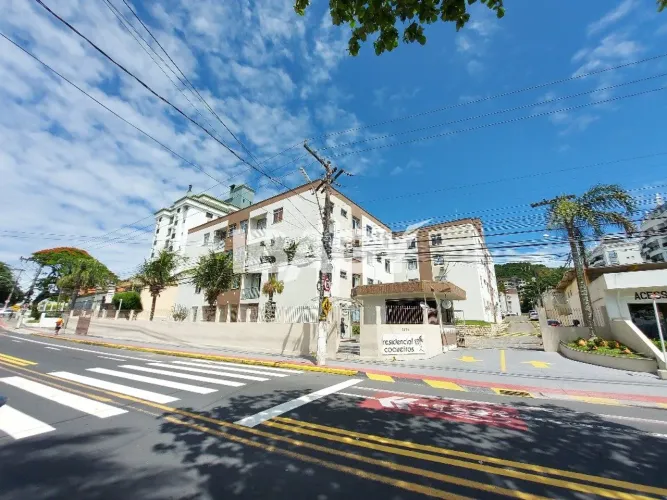 Excelente Apartamento 2 dormitório(s) em Coqueiros - Florianópolis