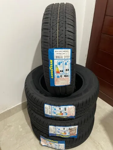Pneu kelly Goodyear Aro 13 175/70