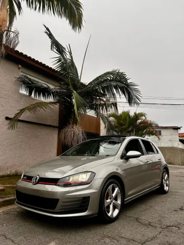 Volkswagen Golf GTI 2.0 TSI 220cv Aut. 2015