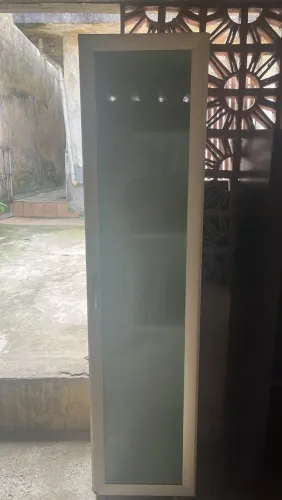 Armário multiuso