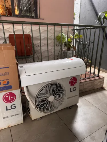 Ar condicionado LG dual inverter 12.000 BTUs 