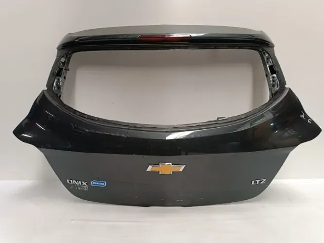 Tampa Traseira | Chevrolet Onix 2013 A 2019 - S/Furo | Usada/Original #26