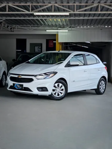 Chevrolet Onix Hatch LT 1.0 8V Flex Mec. 4P 2019