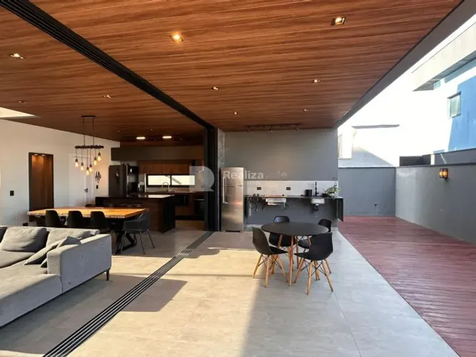 DR - Sobrado para venda com 216 m², 3 quartos, sendo 1 suíte c/ closet - Reserva Rudá - Fl