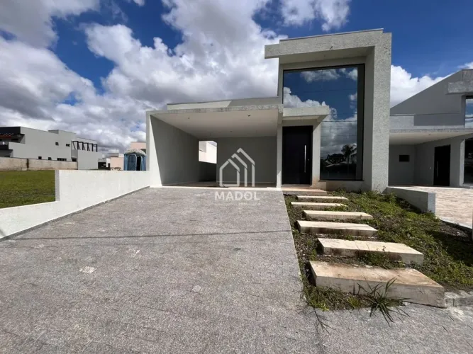Casa de Alto Padrão em Condomínio Uvaranas, Ponta Grossa/PR