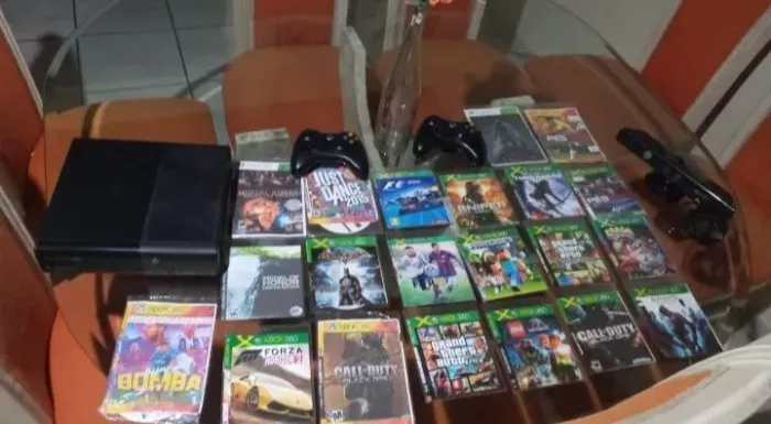 Xbox 360 super slim