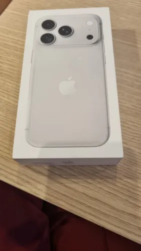 iPhone 18 Pro 256Gb Prata/Silver Novo Lacrado