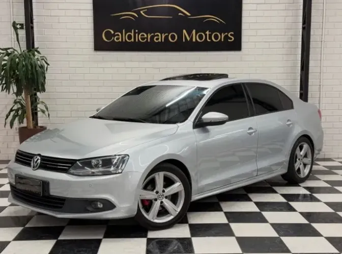Volkswagen Jetta Comfortline 2.0 T.flex 8V 4P Tipt. 2014