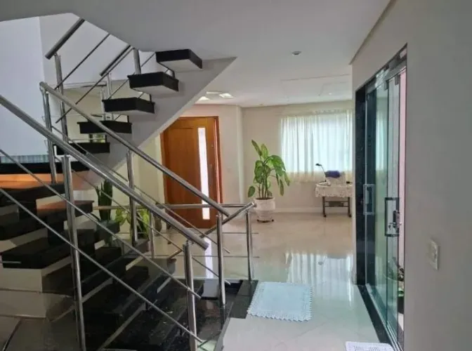 Sobrado com 4 dormitórios à venda, 315 m² por R$ 2.150.000,00 - Olímpico - São Caetano do